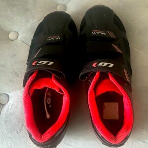 LG Spin shoes